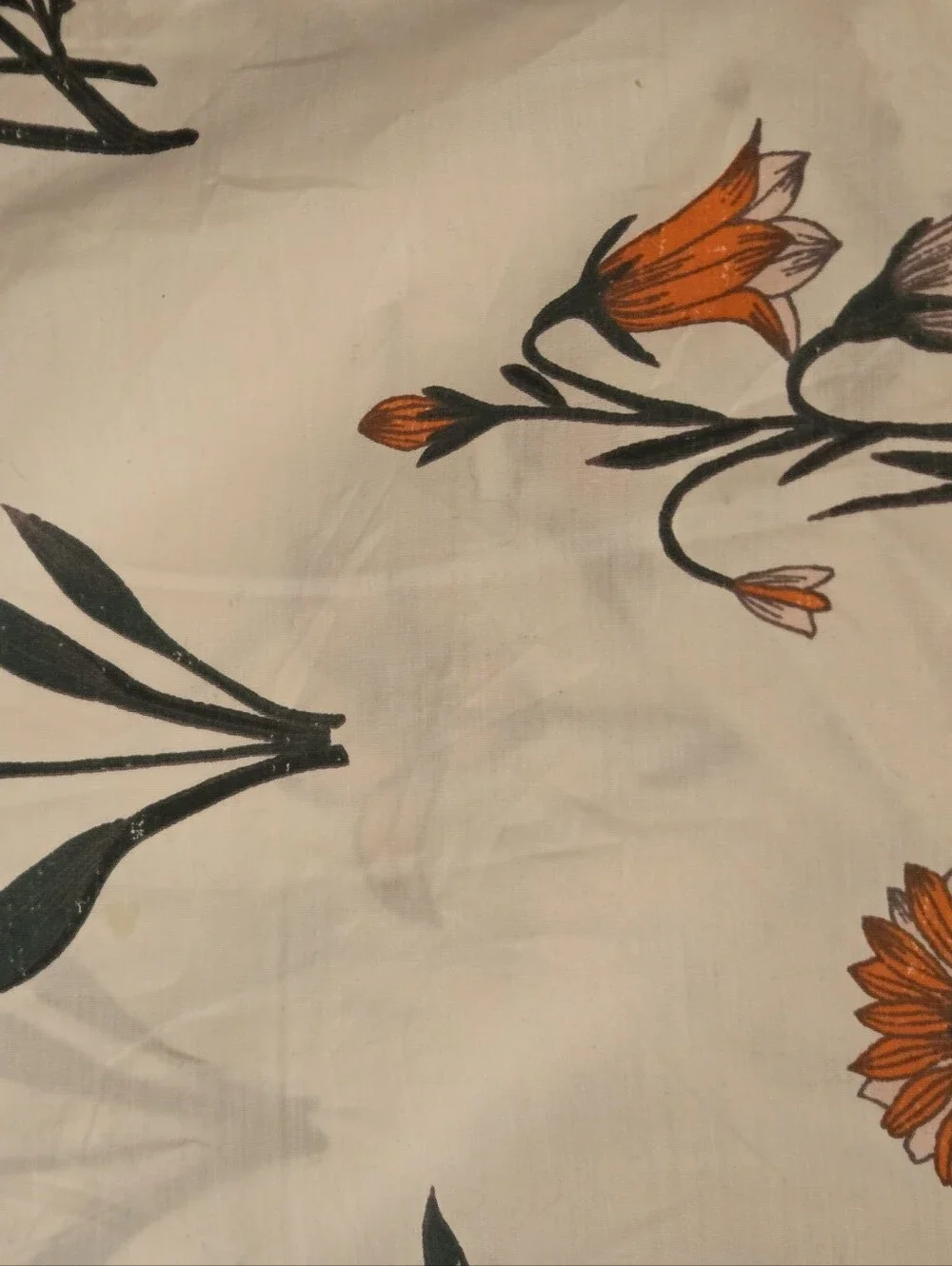 Urban Outfitters Georgina Stems Duvet Set- TWIN SIZE